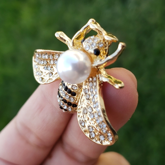 Goldtone Bee Rhinestone Brooch Pin Gold Tone - Picture 5 of 8